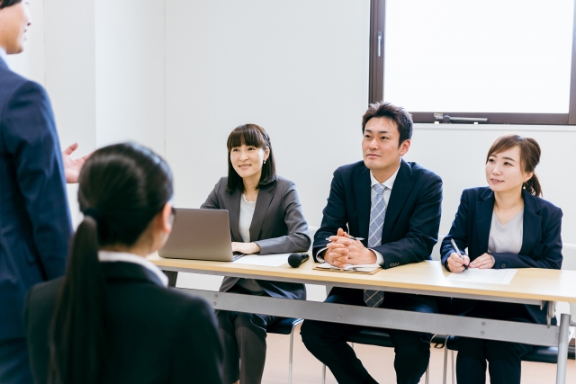 新人エンジニア採用のアイキャッチ